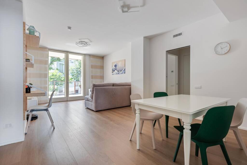 Easylife - Modern And Spacious Apt In Fiera City Life 米兰 外观 照片