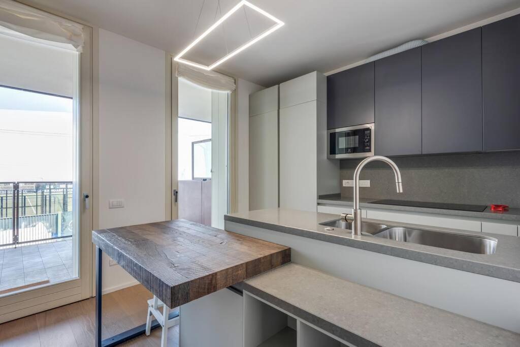 Easylife - Modern And Spacious Apt In Fiera City Life 米兰 外观 照片