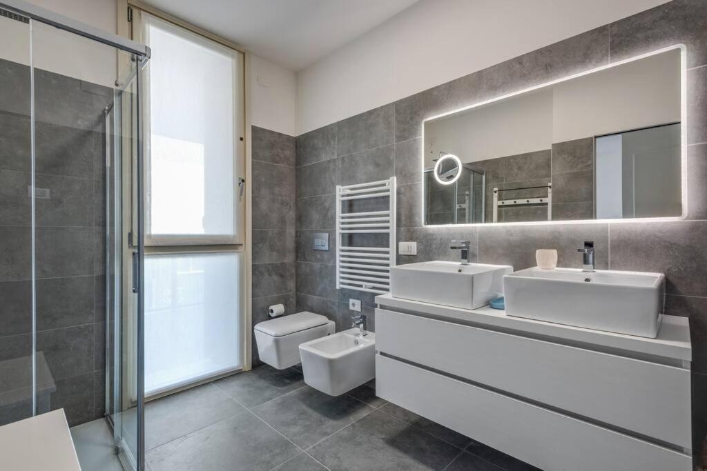 Easylife - Modern And Spacious Apt In Fiera City Life 米兰 外观 照片